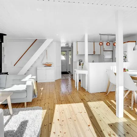 Awesome In With Kitchen 度假居 *